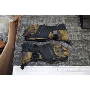 686 infiDRY BOYS S Camo Snowboard Ski Gloves Seirus Thermal Warmer Camouflage
